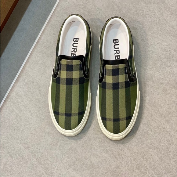 Burberry women's sneakers - Picture 4 of 4